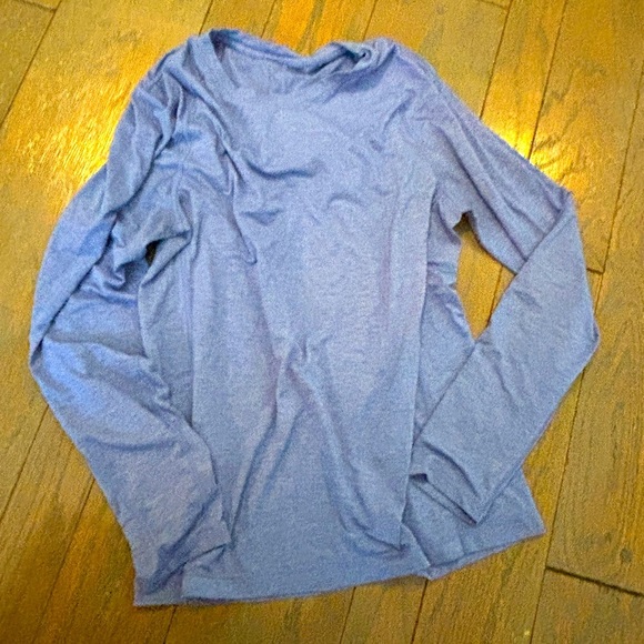 Lululemon Blue Long Sleeve Athletic Shirt Size Large - Picture 1 of 2